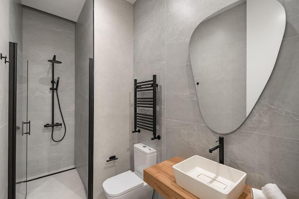 Gran Via Xvi Calle San Roque 4br 4bh Madrid