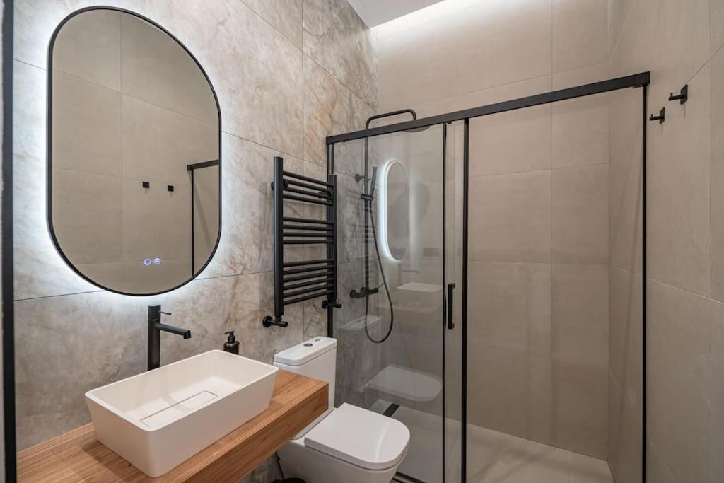 Gran Via Xvi Calle San Roque 4br 4bh Apartamento Madrid